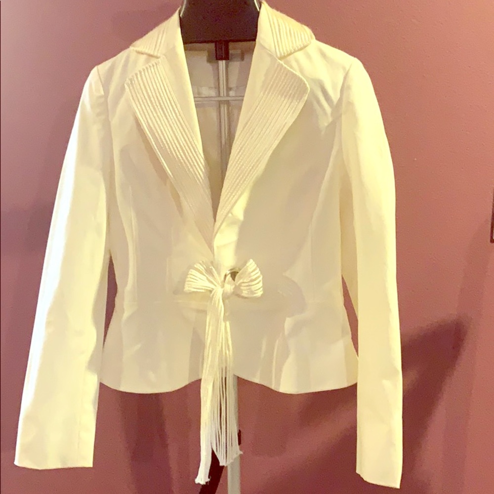 Women’s white blazer